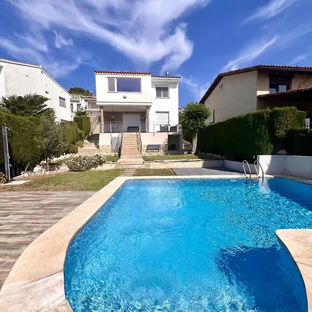 Hungria - Con Piscina Privada *